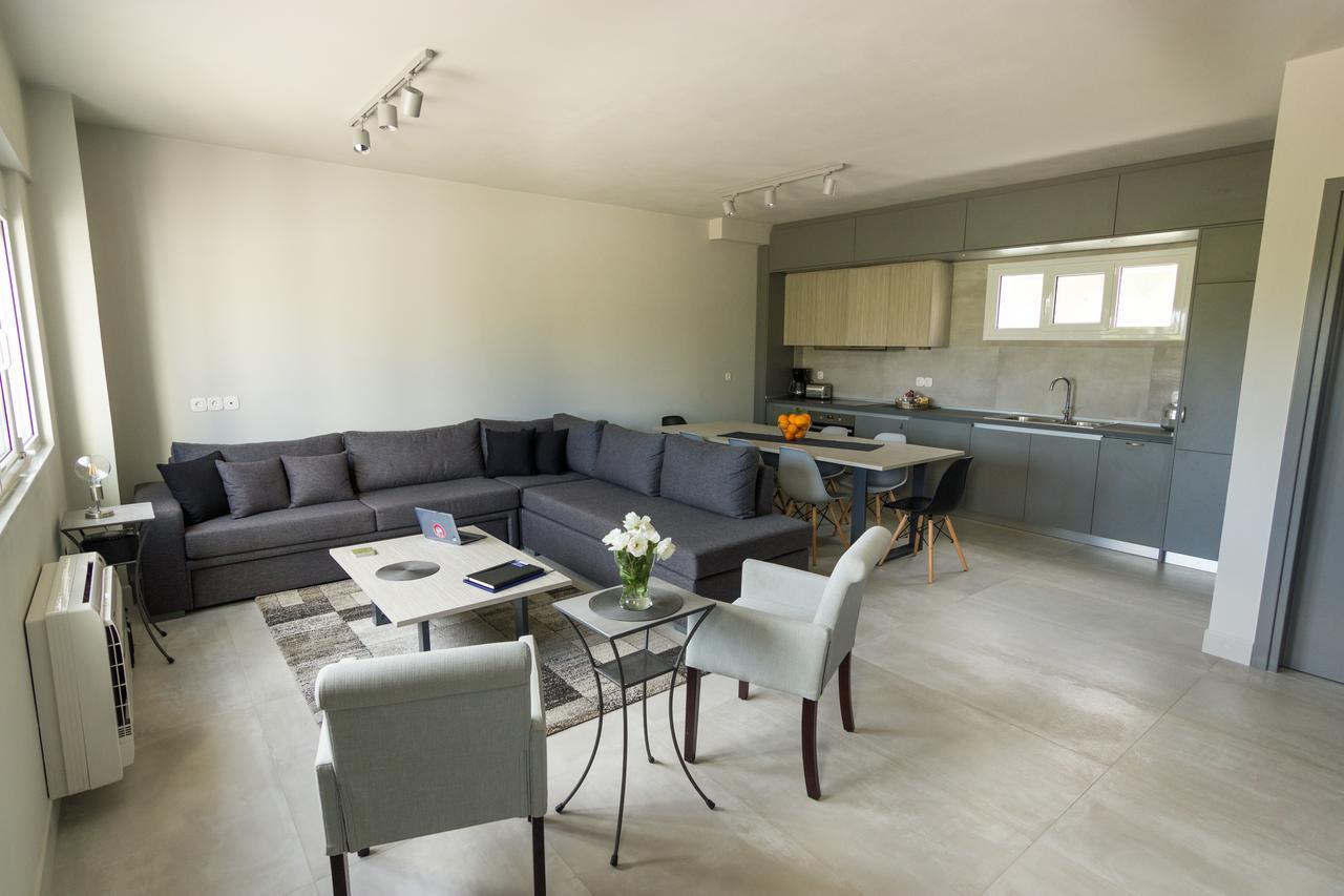 Amera - Troumpas Family Apartments Leonidio Exterior photo